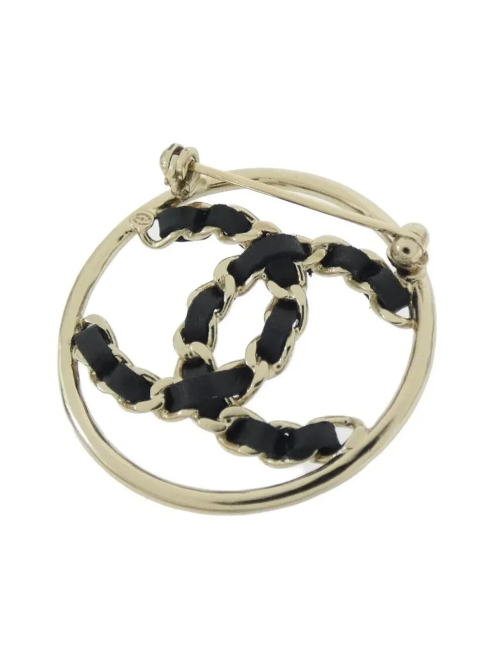 Chanel no item